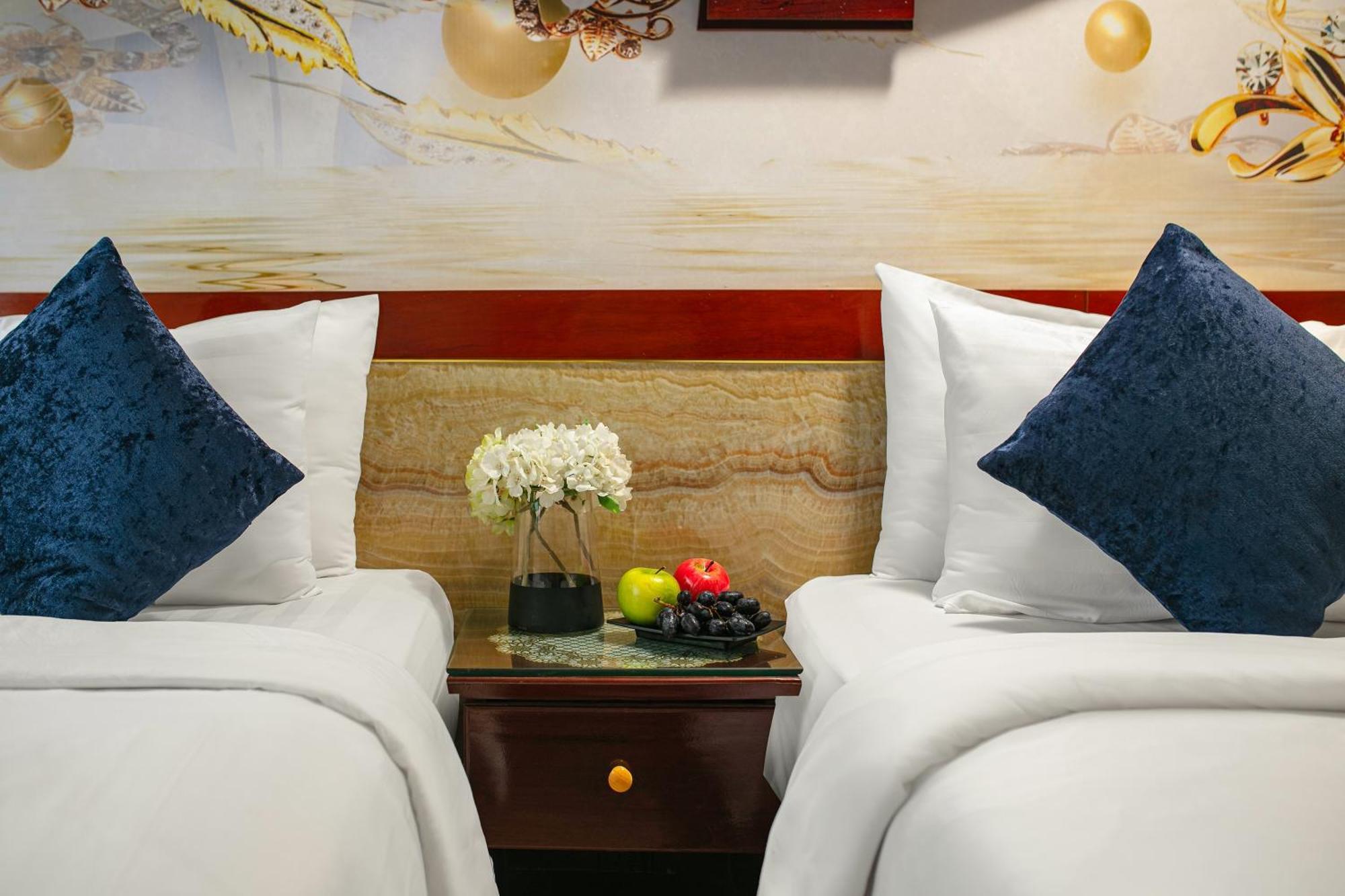 Fantasea Imperial Cruise Hotel Ha Long Luaran gambar