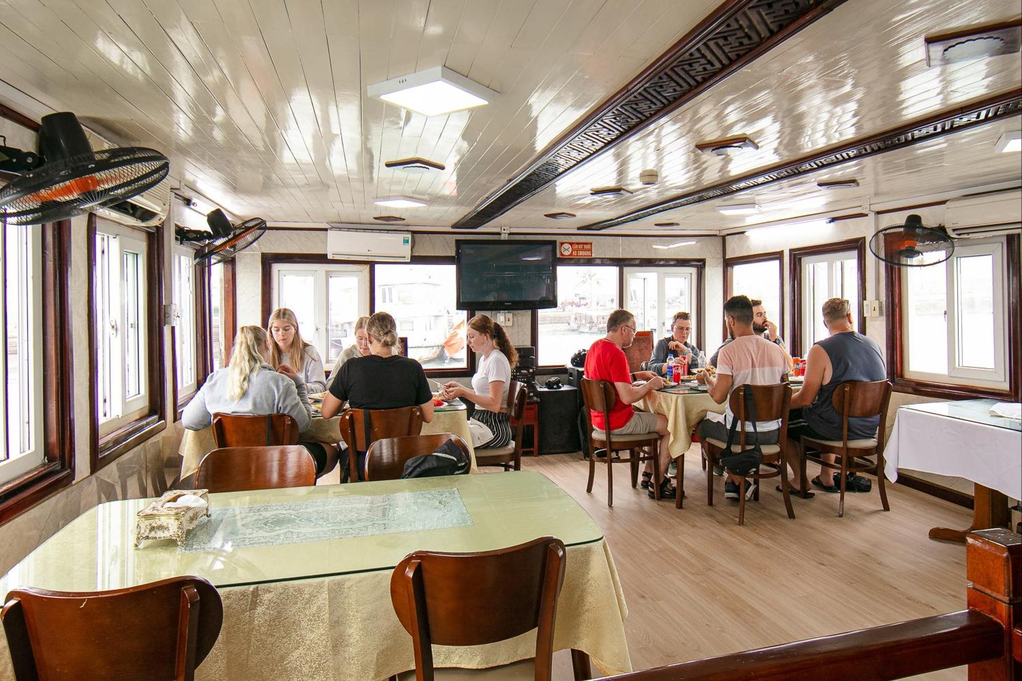 Fantasea Imperial Cruise Hotel Ha Long Luaran gambar